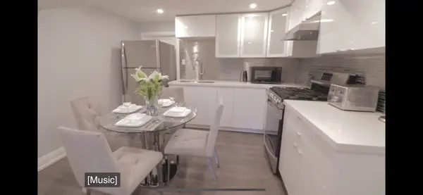 3567 Palgrave RD, Mississauga, ON L5B 1W1