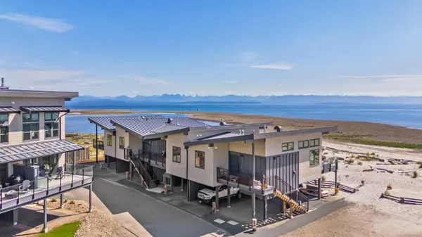 Black Creek, BC V9J 1B2,9022 Clarkson Ave #12