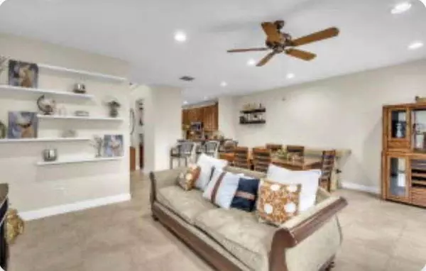 Cooper City, FL 33328,9761 Darlington Pl