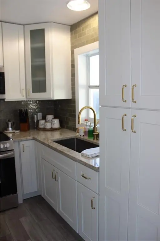 Port St Lucie, FL 34983,421 SE Solaz Ave