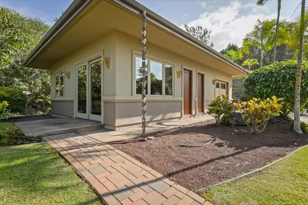 Kailua-kona, HI 96740,72-1138 MAKALEI DR