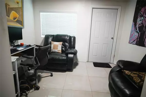 Miami, FL 33147,2340 NW 99th Ter