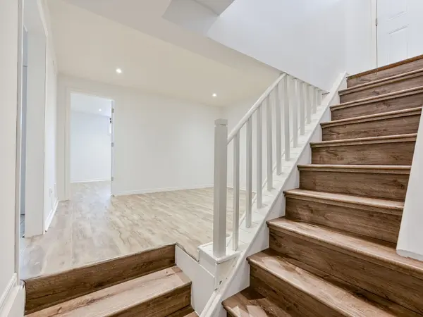 Mississauga, ON L5C 1P8,1195 Chada AVE