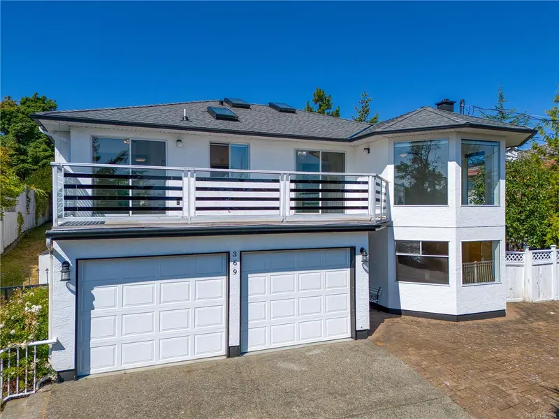 369 Trinity Dr, Nanaimo, BC V9R 5X3