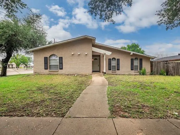 Carrollton, TX 75007,1901 Castille Drive