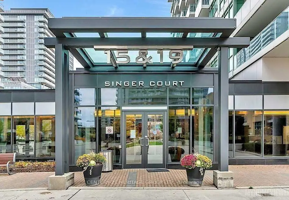 Toronto C15, ON M2K 0B2,19 Singer CT #1816