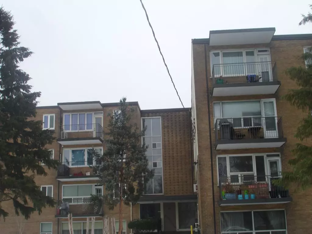 Toronto C04, ON M6A 1X2,57 Neptune DR #101