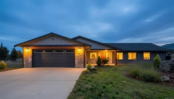 1700 Warn Way, Qualicum Beach, BC V9K 2S3