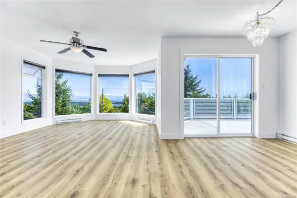 Nanaimo, BC V9R 5X3,369 Trinity Dr