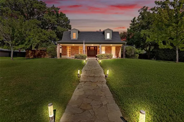 Fort Worth, TX 76109,3712 Summercrest Drive