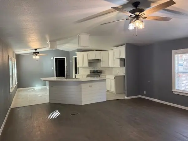 Granbury, TX 76049,4640 Lyndi Lane