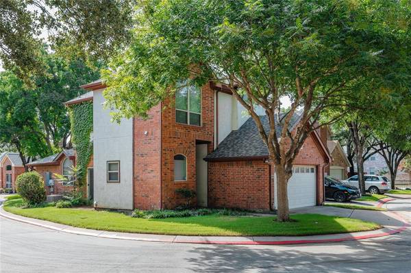 464 Arbor Club Lane, Euless, TX 76039