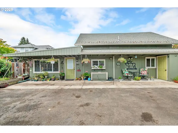 Eugene, OR 97404,193 SANTA CLARA AVE