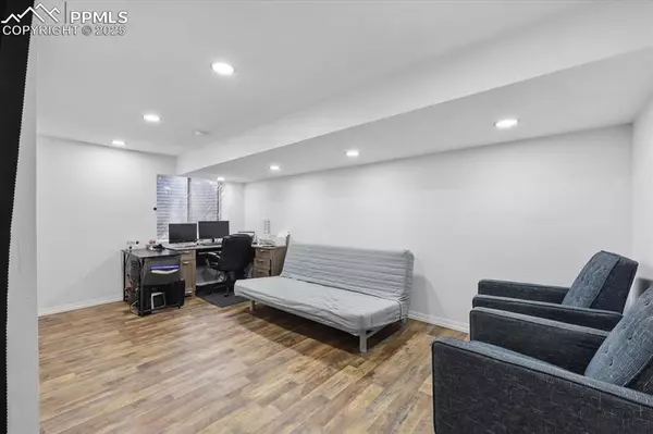 Colorado Springs, CO 80916,4058 Baytown DR