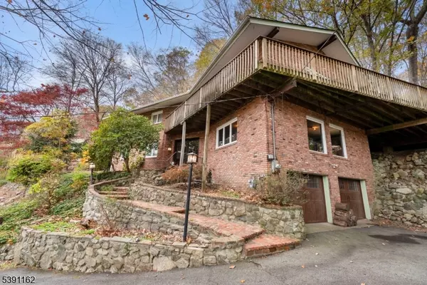 Ringwood Boro, NJ 07456,324 Cupsaw Dr