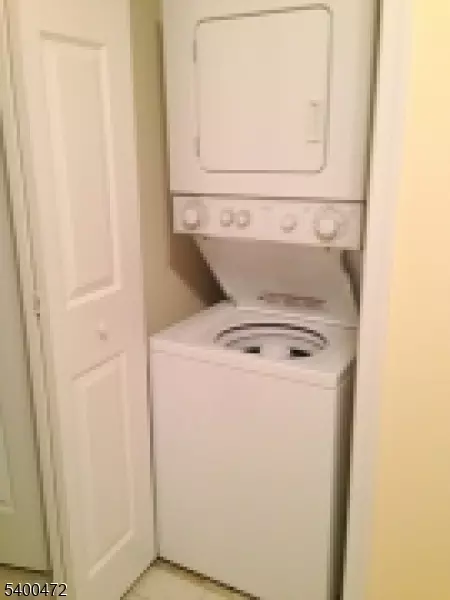 Bernards Twp., NJ 07920,272 Potomac Dr #272