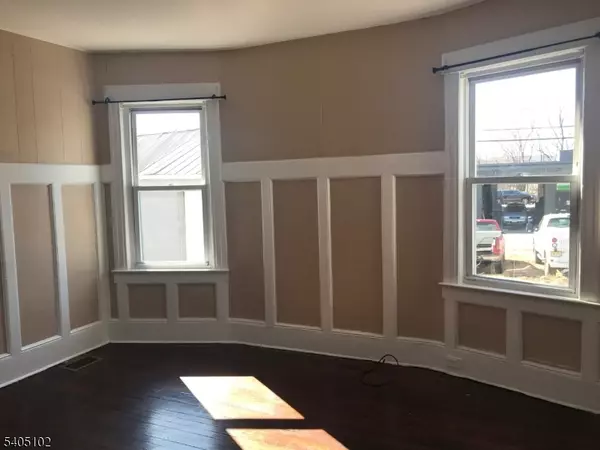 Somerville Boro, NJ 08876,4-6 Fairview Ave