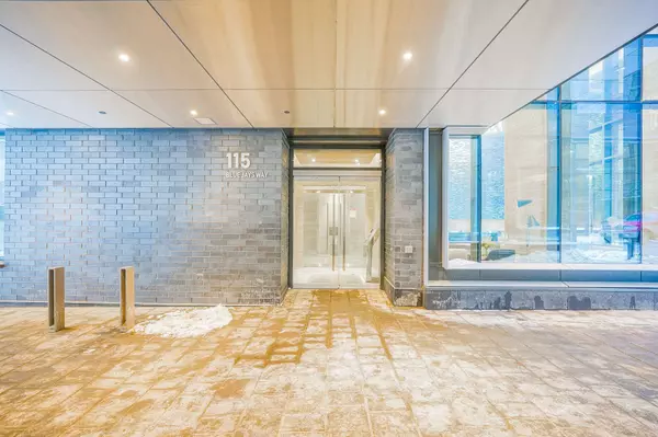 Toronto C01, ON M5V 0N4,115 Blue Jays WAY #4215