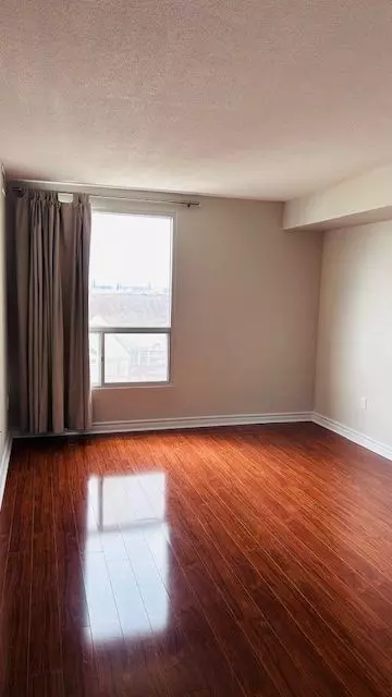 Toronto C13, ON M3C 3M8,5 Concorde PL #1505