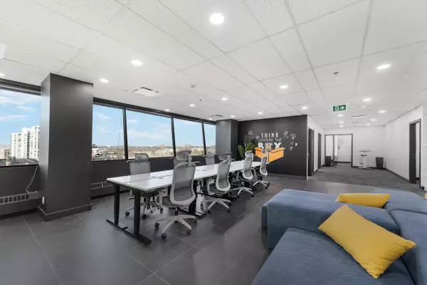 Toronto E11, ON M1B 3V4,305 Milner AVE #700-19