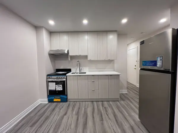 1324B GERRARD ST E #APT 1, Toronto E01, ON M4L 1Z1