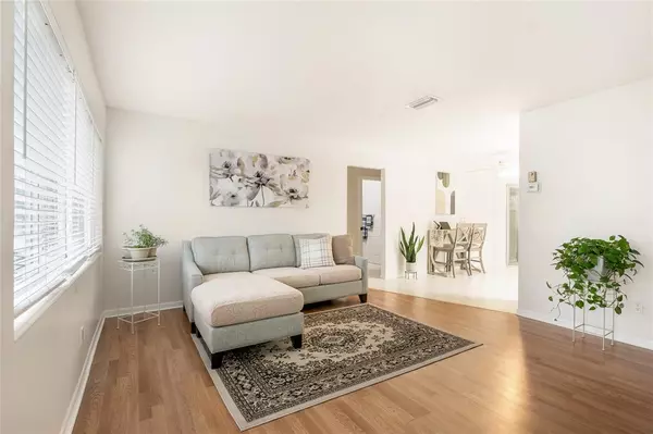 Margate, FL 33063,985 NW 69th Ave