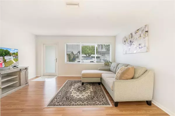 Margate, FL 33063,985 NW 69th Ave