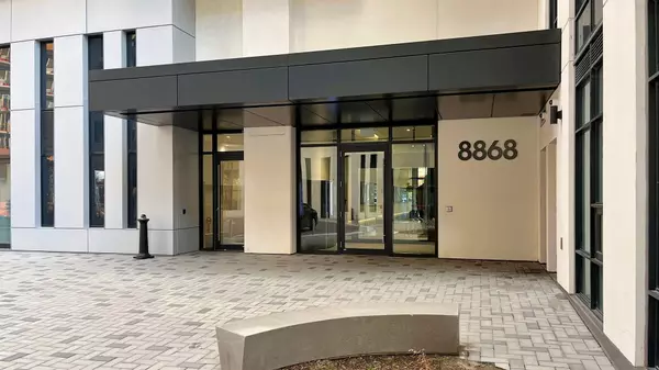 Richmond Hill, ON L4C 0T4,8868 Yonge ST #319E