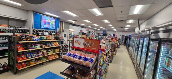 Vaughan, ON L4J 7L2,800 Steeles AVE W #A01