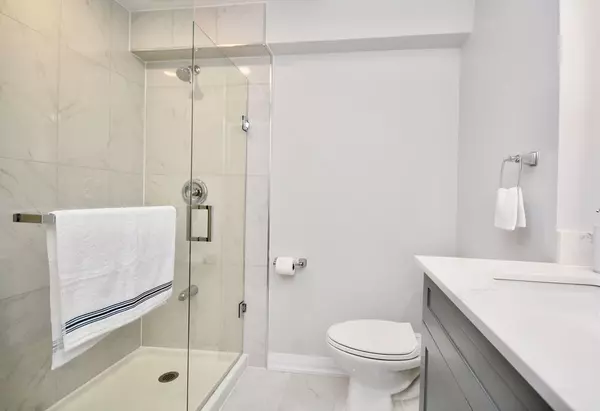 Barrie, ON L4N 7E3,42 Mcveigh DR