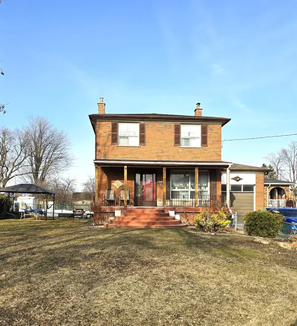 35 York ST, Mississauga, ON L4T 3M4