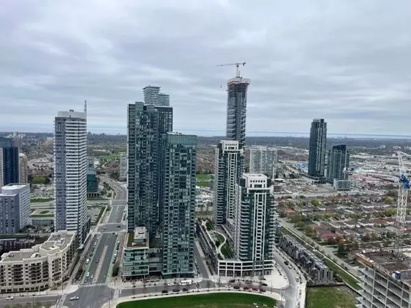 430 square one DR W #4004, Mississauga, ON L5B 0L6