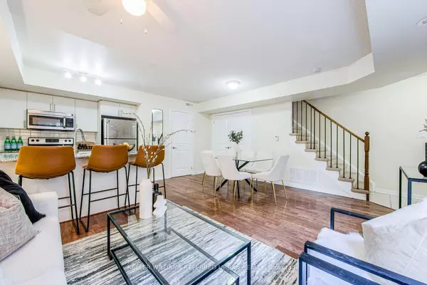 Toronto W02, ON M6H 0B7,11 Foundry AVE #132