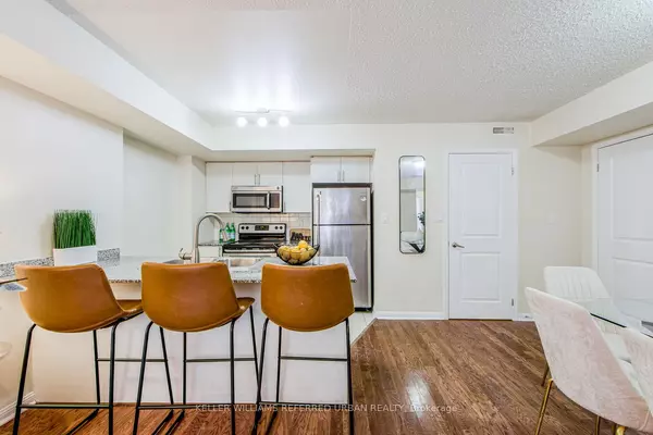 Toronto W02, ON M6H 0B7,11 Foundry AVE #132