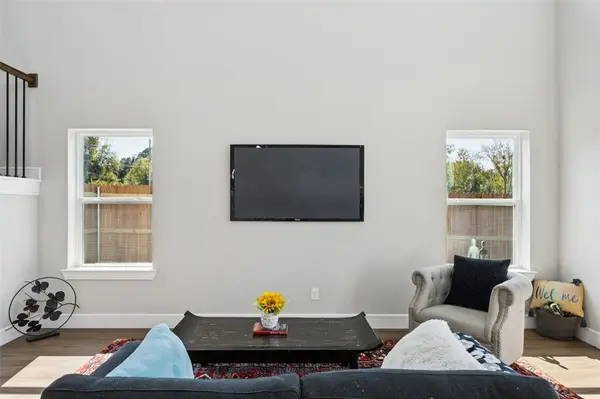 Terrell, TX 75160,502 Mineral Wells Street