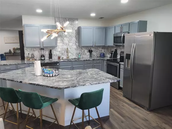 Grand Prairie, TX 75052,3120 Longbow Drive