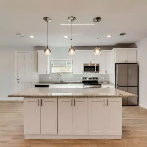 Dallas, TX 75210,4337 Canal Street