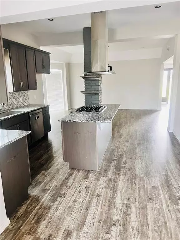 Oak Ridge, TX 75142,5507 N State Highway 34