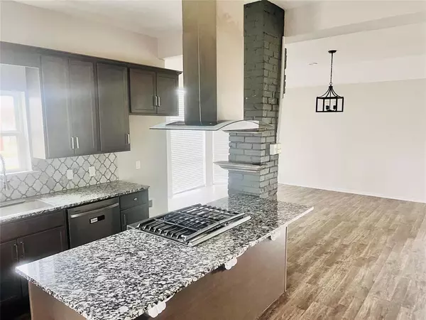 Oak Ridge, TX 75142,5507 N State Highway 34