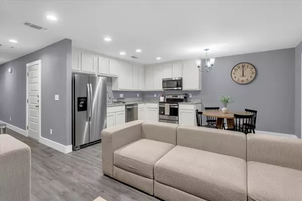 Denison, TX 75021,312 E Day Street