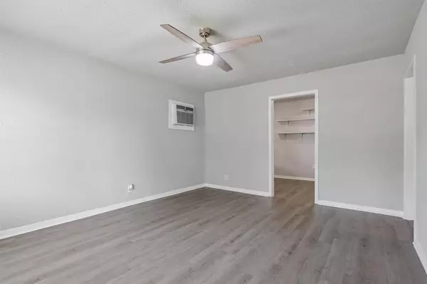 Denison, TX 75020,1717 Meadowlark Lane