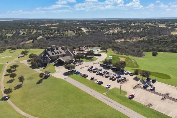 7420 S Aberdeen Drive, Cleburne, TX 76033