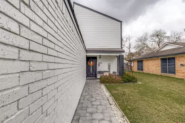 Angleton, TX 77515,605 S Remington Drive