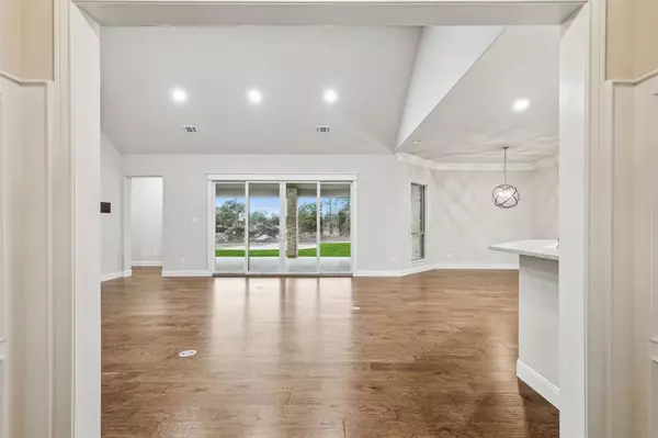 Granbury, TX 76049,2165 Middlewood Circle