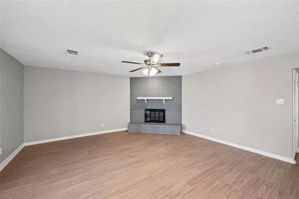 Saginaw, TX 76179,565 Park Center Boulevard