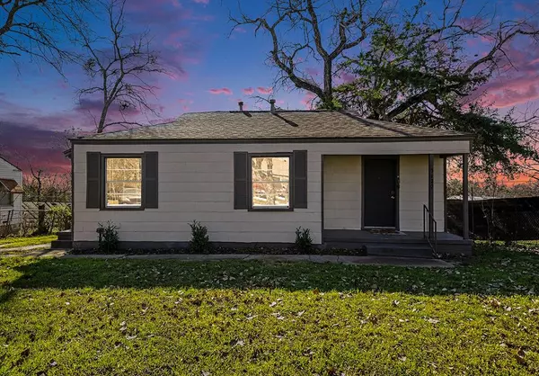 5129 Penrod Court, River Oaks, TX 76114