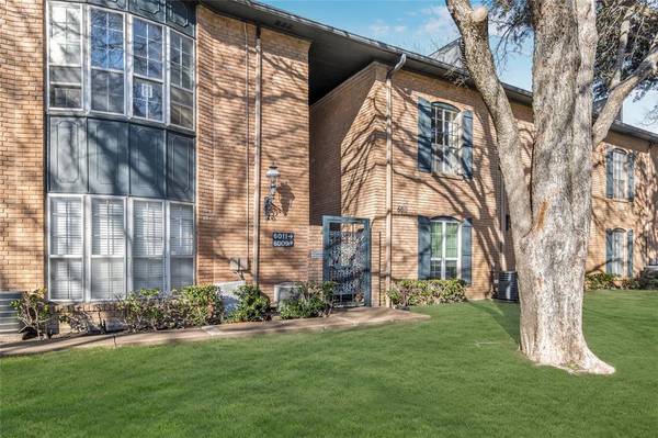 6011 E University Boulevard E #247, Dallas, TX 75206