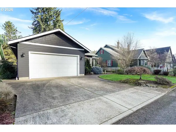 Silverton, OR 97381,1101 MADISON ST