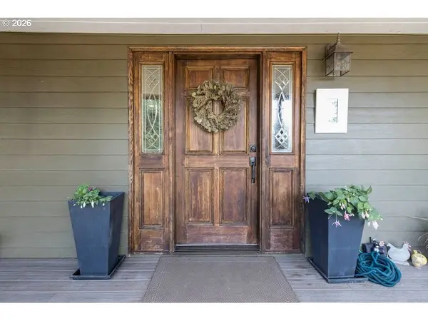 White Salmon, WA 98672,18 RAMSAY LN