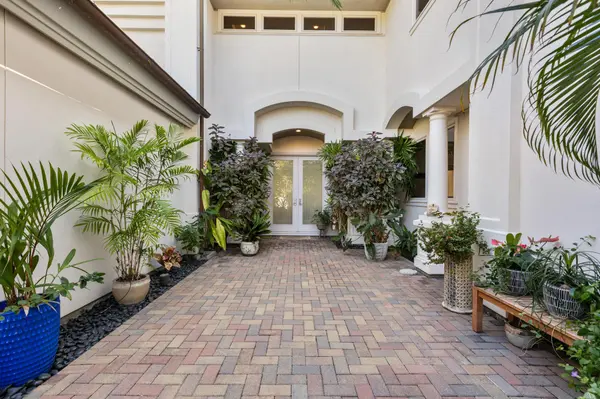 68-1375 PAUOA RD #M4, Kamuela, HI 96743